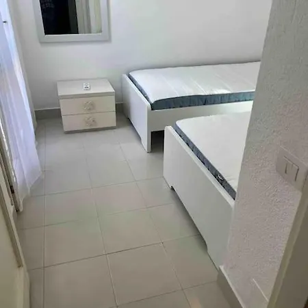 Vista Mare Sulla Di Porto Giunco Feriehus Notteri